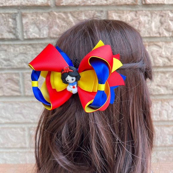 Handmade Disney Princess Snow White 'Bows Party' Hair Bow Clip for girls - Picture 8 of 9